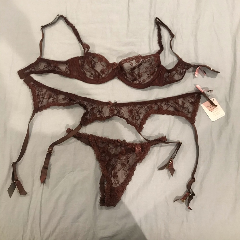 NWT Agent Provocateur brown lace lingerie set sz S